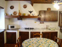 torre cucina 05.JPG (56861 byte)