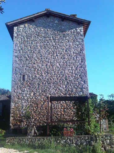 torre_filarotto.jpg (712167 byte)